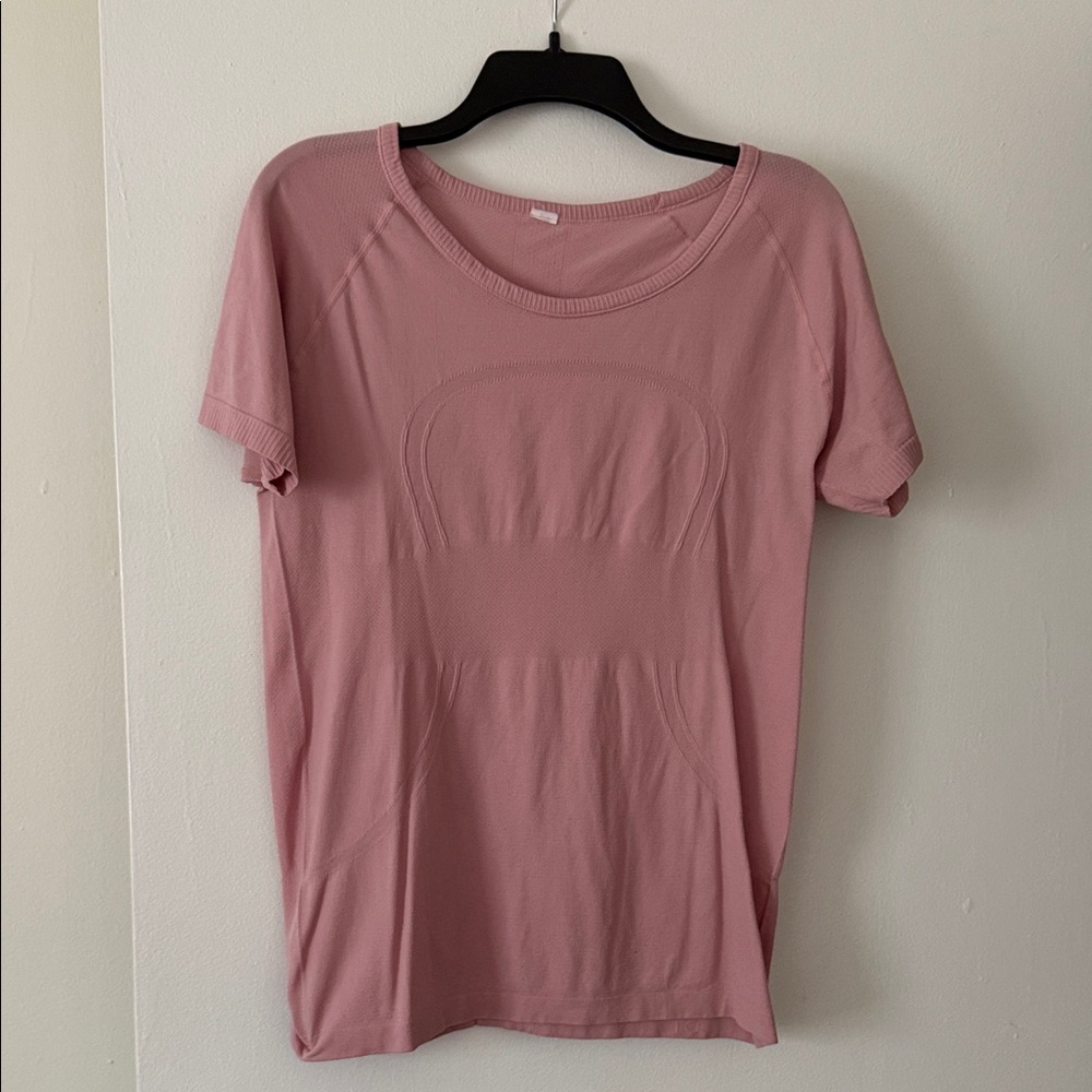 Lululemon Athletica Dusty Rose Short Sleeve Tee